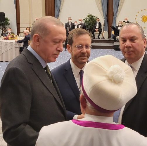 Turkish President Recep Tayyip Erdogan, Israeli President Isaac Herzog and Rabbi Marc Schneier in conversation with Chief Rabbi Ishak Haleva of Turkey